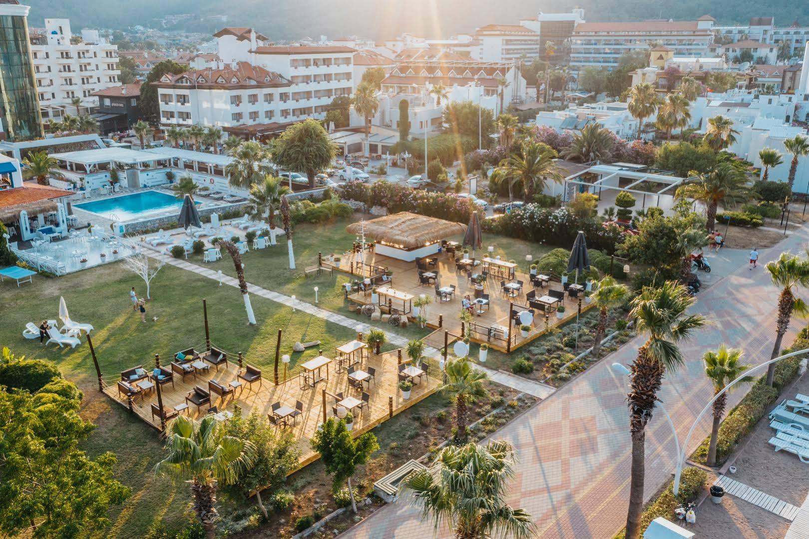 Casa & Blanca Hotel (Adults Only) 伊丘美勒 外观 照片