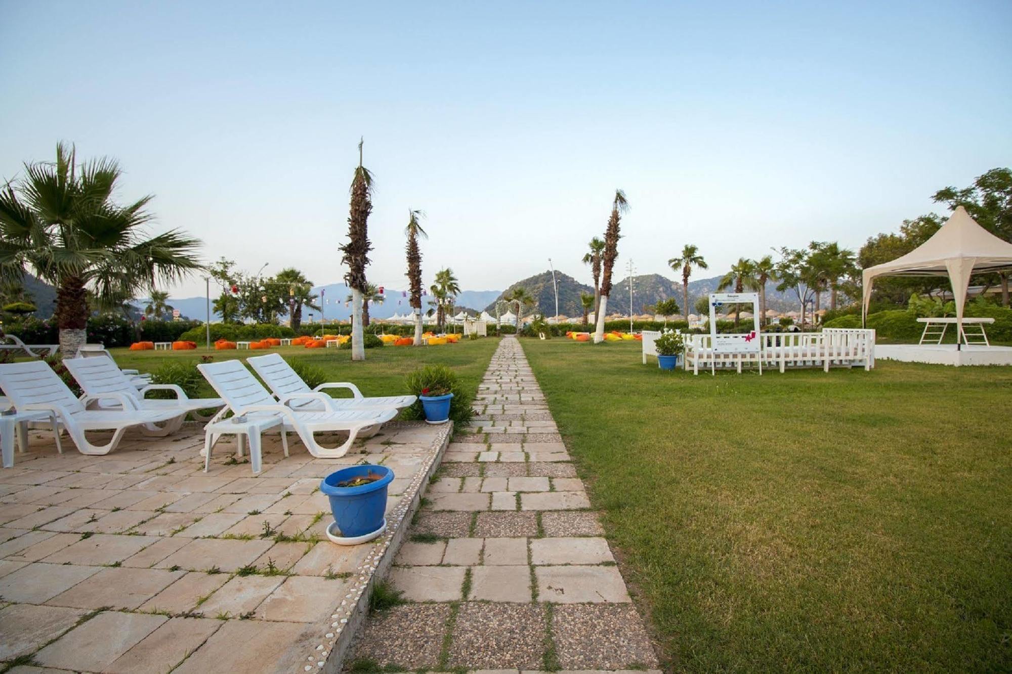 Casa & Blanca Hotel (Adults Only) 伊丘美勒 外观 照片